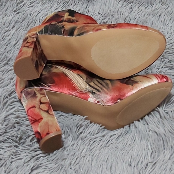 High heel ankle boots - Picture 4 of 4